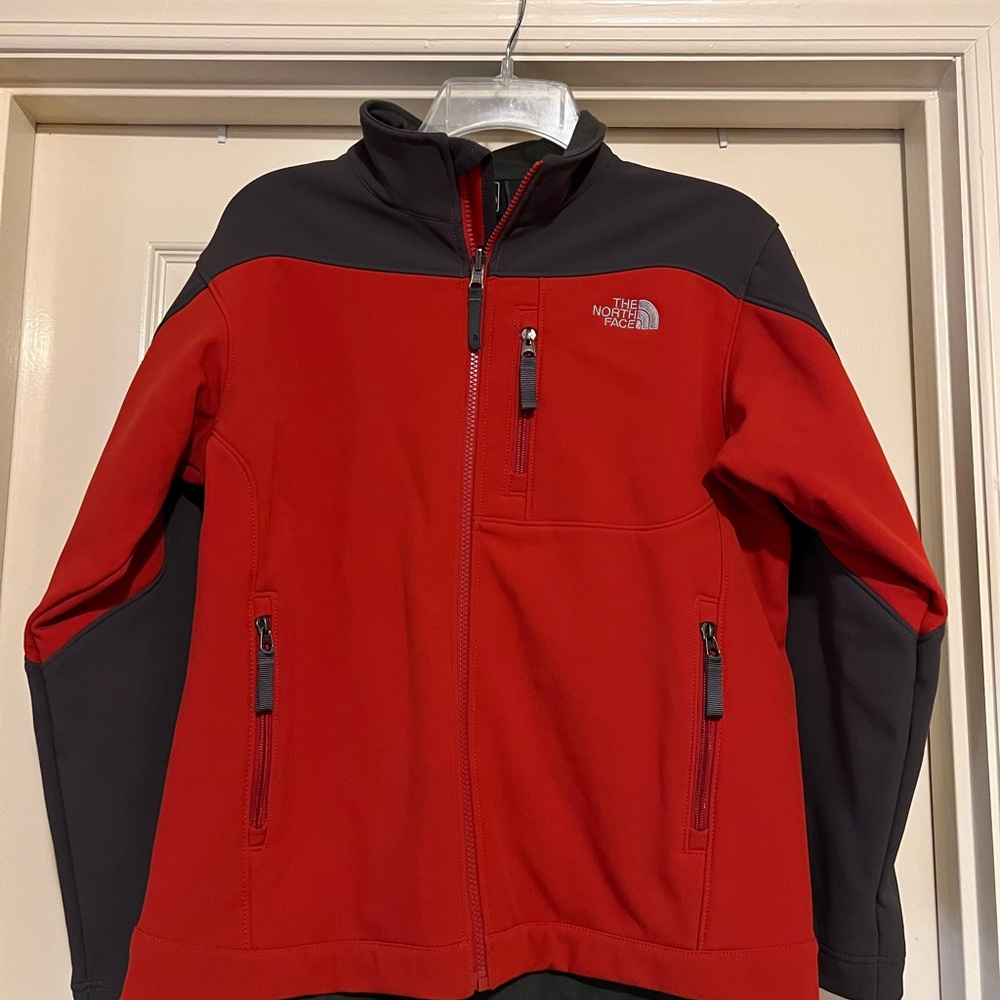 The North Face Boy’s (Youth) Burnt Orange and Black Jacket Size Large EUC